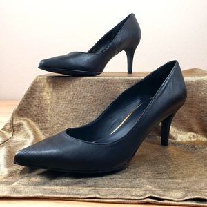 KENNETH COLE REACTION Women's Black Leather High Heel Pumps size 8.5